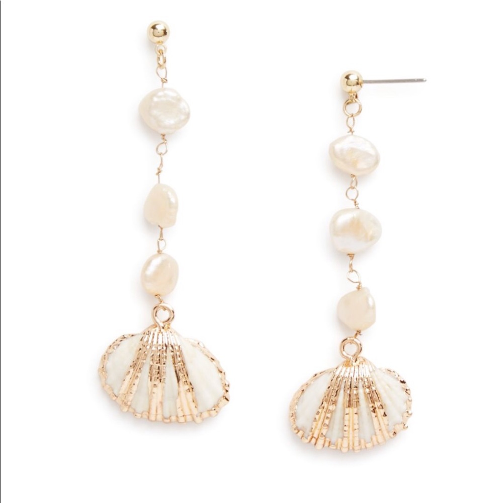 Aqua linear pearl shell earrings
